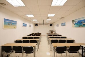 รูปภาพที่ไม่ได้จัดประเภท, 2 จาก 36, ปุ่ม