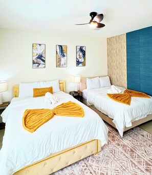 6 bedrooms, iron/ironing board, WiFi, bed sheets - Luxury Spacious Home 6bedrms 8beds 16 guests nearDowntown Houston, NRG WIFI AC (Houston)