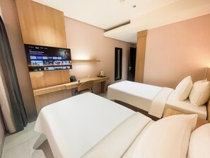Smart Twin Room | Bathroom
