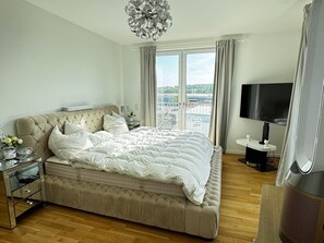 2 chambres, fer et planche à repasser, Wi-Fi gratuit, draps fournis