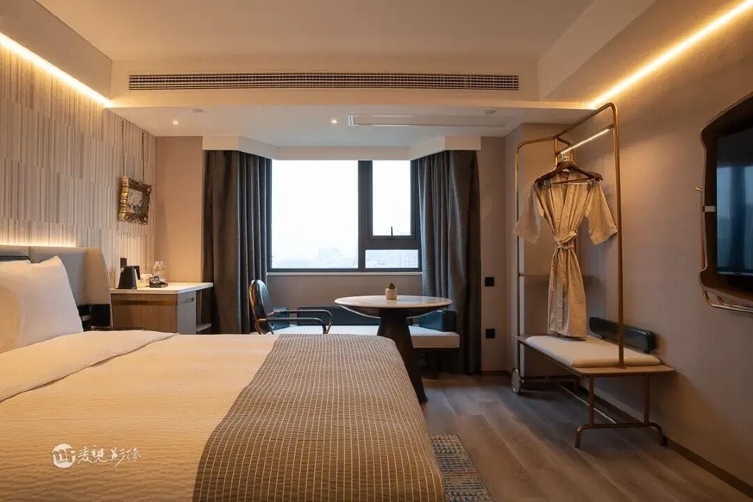 Enkeltrom – superior, 1 queensize-seng, ikke-røyk | Sengetøy av topp kvalitet, dundyner og senger med overmadrass