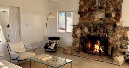 Secluded 2-bed Ranch House near Joshua Tree, WiFi, AC
