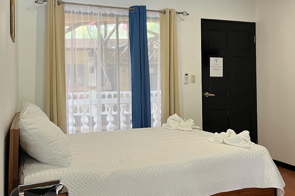 Standaard kamer, airconditioning, uitzicht op tuin | Gratis wifi