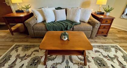Happy Trails Apartment