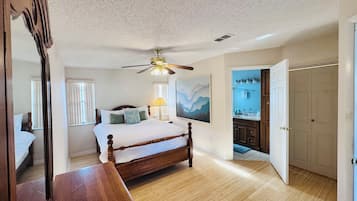 3 bedrooms, iron/ironing board, travel crib, WiFi