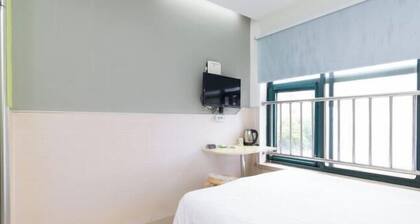100 Inn (Shanghai Pudong Airport Chuansha)