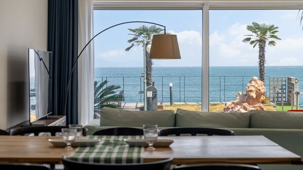 Kamar Basic, 2 kamar tidur (S(Special Room)-3 (Ocean View / BBQ)) | 1 kamar tidur dan Wi-Fi gratis