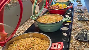 Free daily buffet breakfast