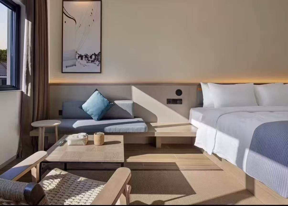 Basic Single Room | Front of property