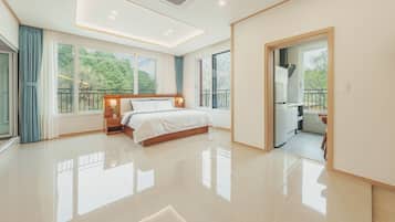 Basic Room, 1 Bedroom (Building A, Room 201 (Pool Villa/BBQ)) | 1 bedroom, free WiFi