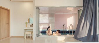 Gapyeong Reflex Pool Villa Pension