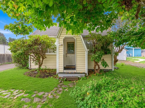 Dog Friendly 2BR Coastal Oregon Retreat