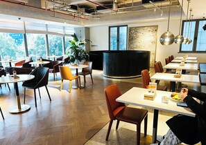 吃到飽自助式早餐