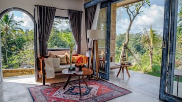 Hoshi Jungle Suite Pool | Literie de qualité supérieure, surmatelas, minibar