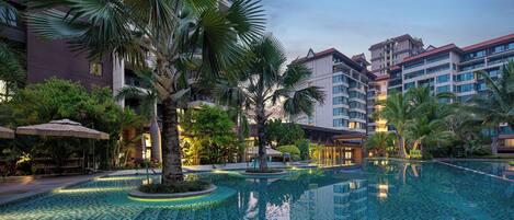 Outdoor pool, open 9:00 AM to 9:00 PM, pool umbrellas, pool loungers