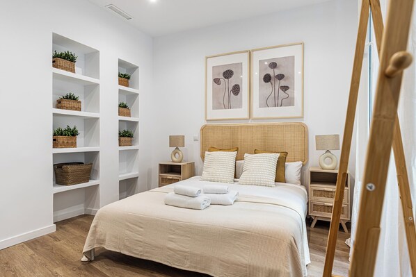 3 Schlafzimmer, Bügeleisen/Bügelbrett, WLAN, Bettwäsche