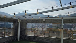 Unclassified image, 3 of 28, button - Busanjin Brown-dot hotel (Busan)