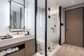 Phòng đơn Superior | Khu vực làm việc phù hợp cho laptop 