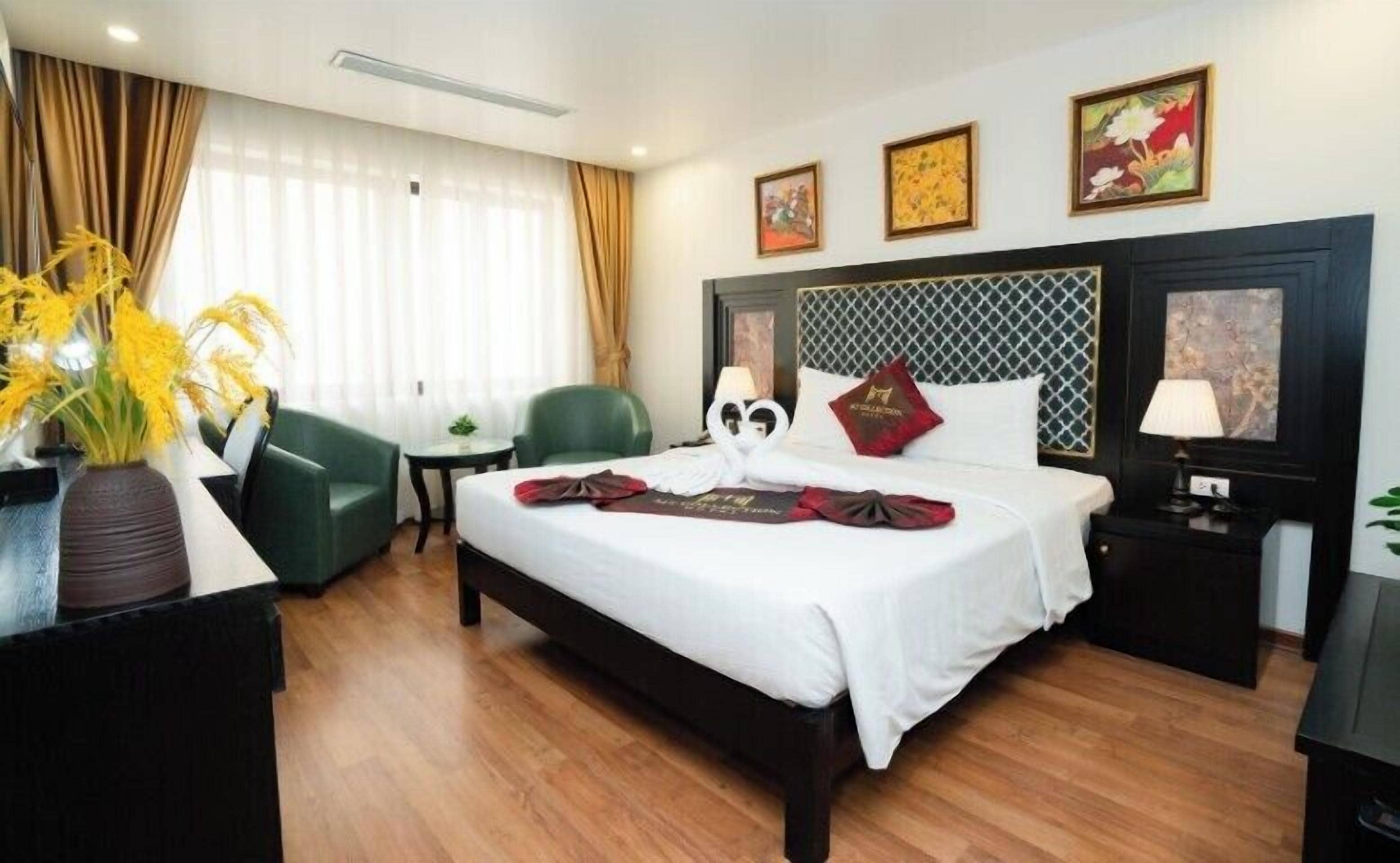 Deluxe Double Room, 1 King Bed | Desk, laptop workspace, free WiFi