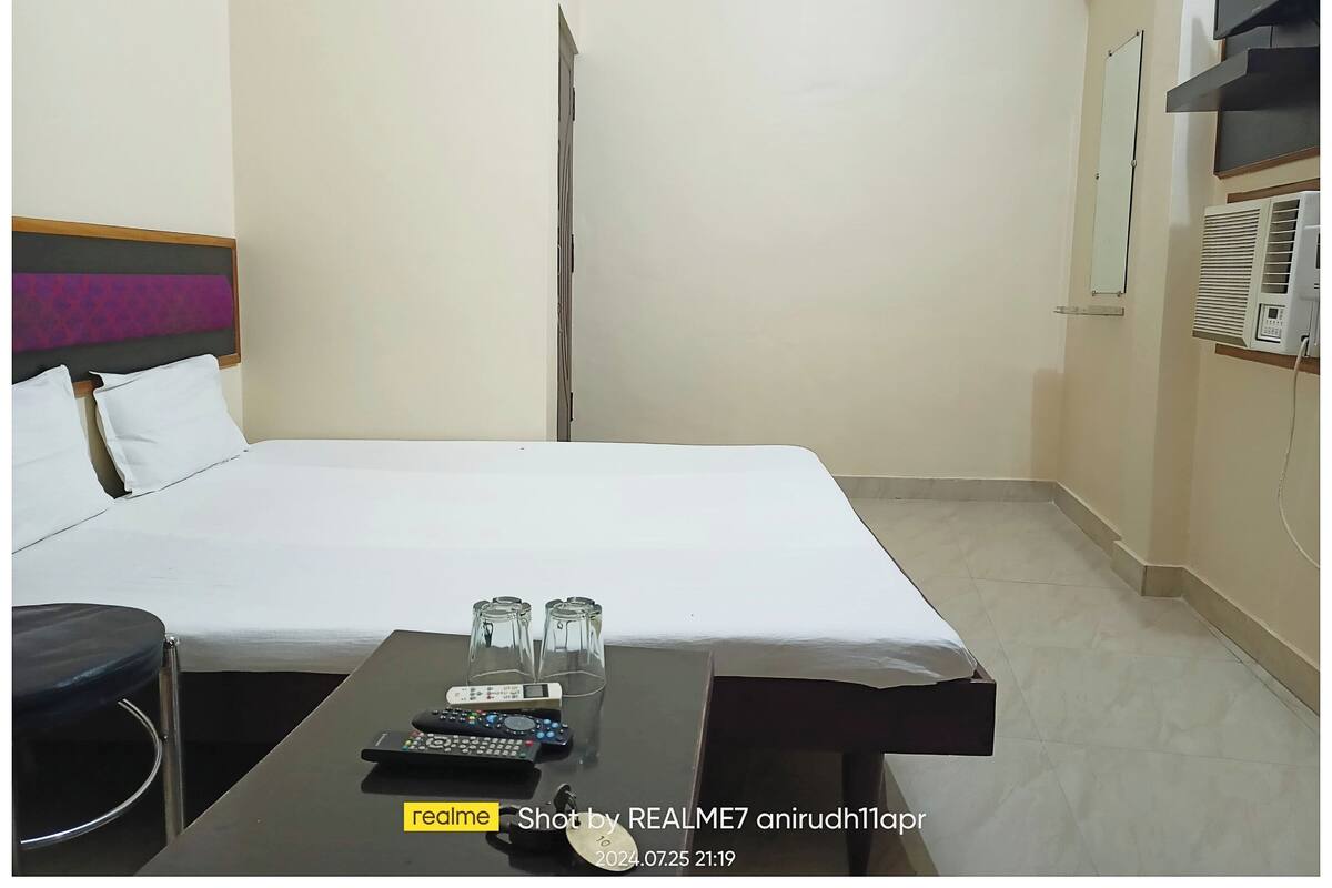 Standard-Doppelzimmer | Allergikerbettwaren, Schreibtisch, schallisolierte Zimmer