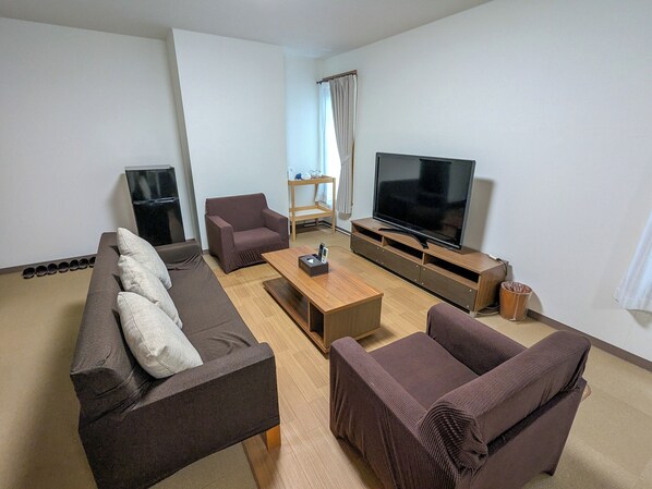 Deluxe-Zimmer, 6 Schlafzimmer, Nichtraucher | Verdunkelungsvorhänge, kostenloses WLAN, Bettwäsche