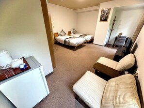 Blackout curtains, free WiFi, bed sheets