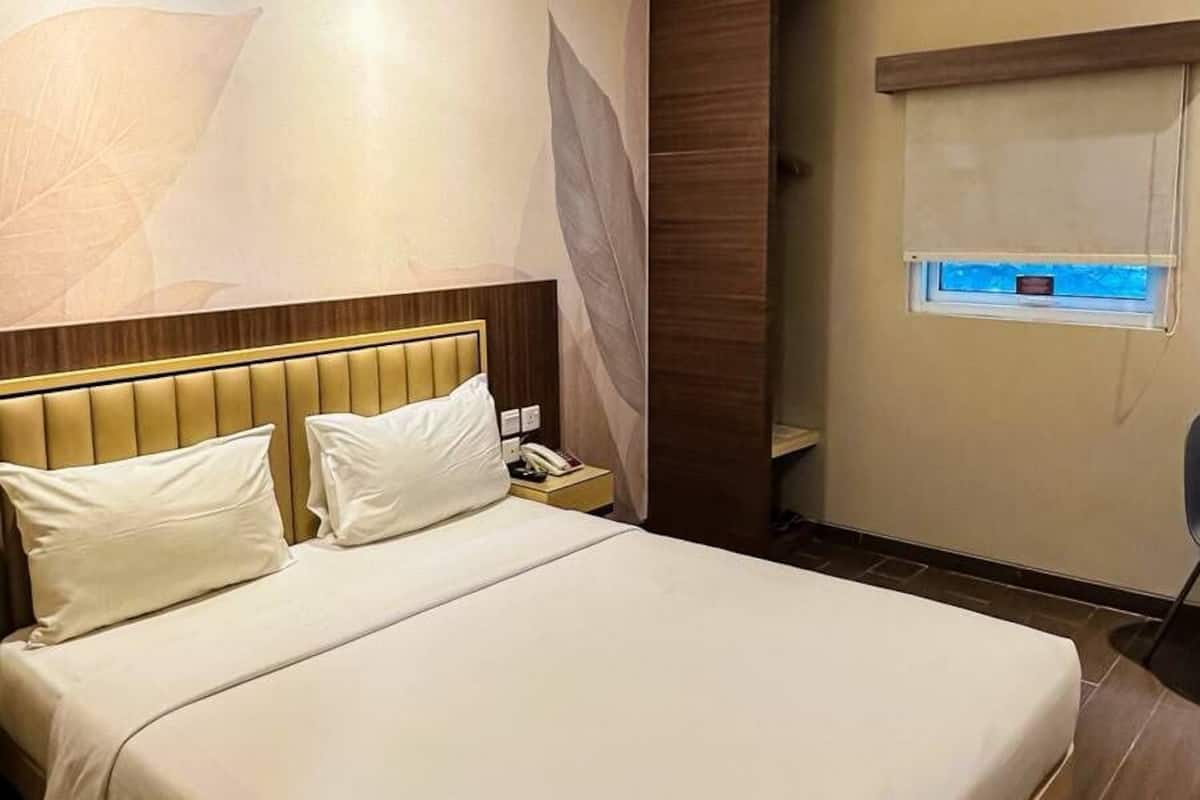 Superior Double Room (Color Room -Doublebed)
