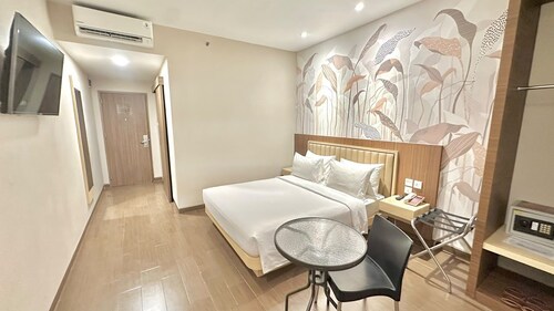 Alltrue Lite Hotel Nagoya Hill Batam