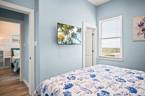 3 chambres, fer et planche à repasser, lit parapluie, Wi-Fi gratuit