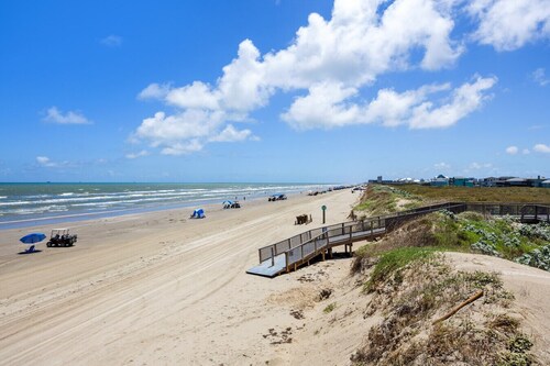 Beach Escape Where Relaxation Meets the Waves