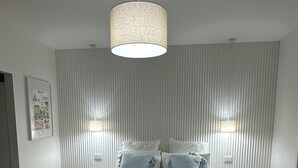 3 chambres, fer et planche à repasser, Wi-Fi, draps fournis