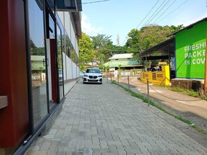 Konaklama yerinin ön cephesi