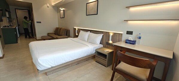 Deluxe Stüdyo Süit | Masa, dizüstü bilgisayar çalışma alanı, güneşlik/perde, ses yalıtımı 