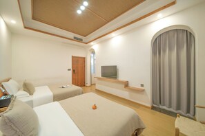 Habitación Confort doble | Cortinas opacas y sistema de insonorización