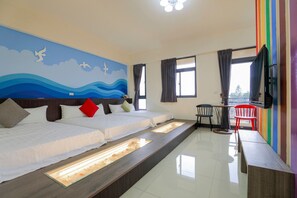 Quarto luxo, sacada | Escrivaninha