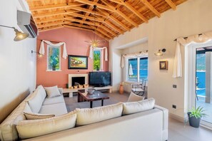 Living area - Karizma Property - Waterfront Villa Ela (Kas)