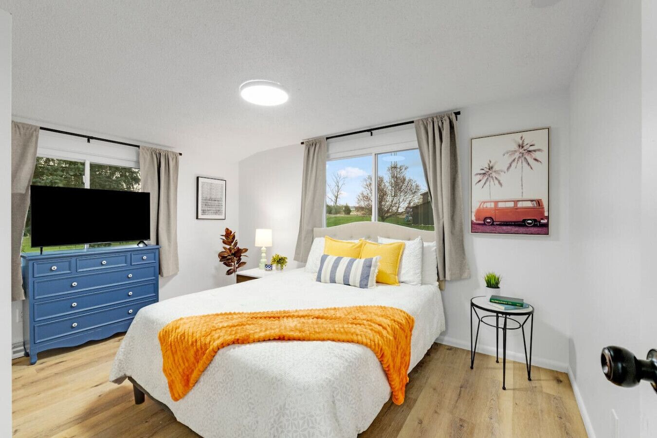 4 bedrooms, free WiFi, bed sheets