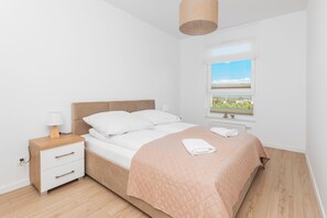 Classic Apartment, Sea View | 1 bedroom, iron/ironing board, free WiFi