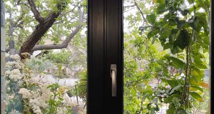 Mona Lisa Guest House