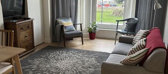 Seaview Retreat & Private Parking