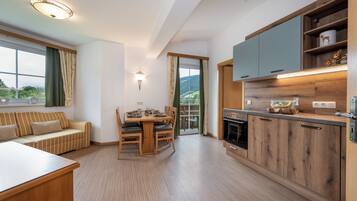 Classic-Apartment, 2 Schlafzimmer | Kostenloses WLAN