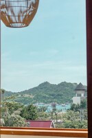 华丽双人房或双床房, 阳台, 海湾景观 | 露台