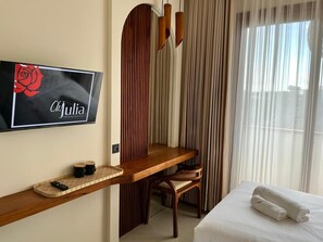 Deluxe Double or Twin Room, Balcony, Bay View