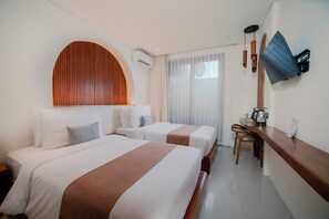 Deluxe Double or Twin Room, Balcony, Bay View