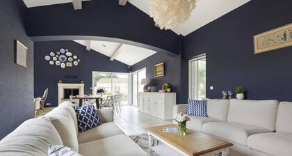 La Tour Maréchal - Exceptional gîte with swimming pool