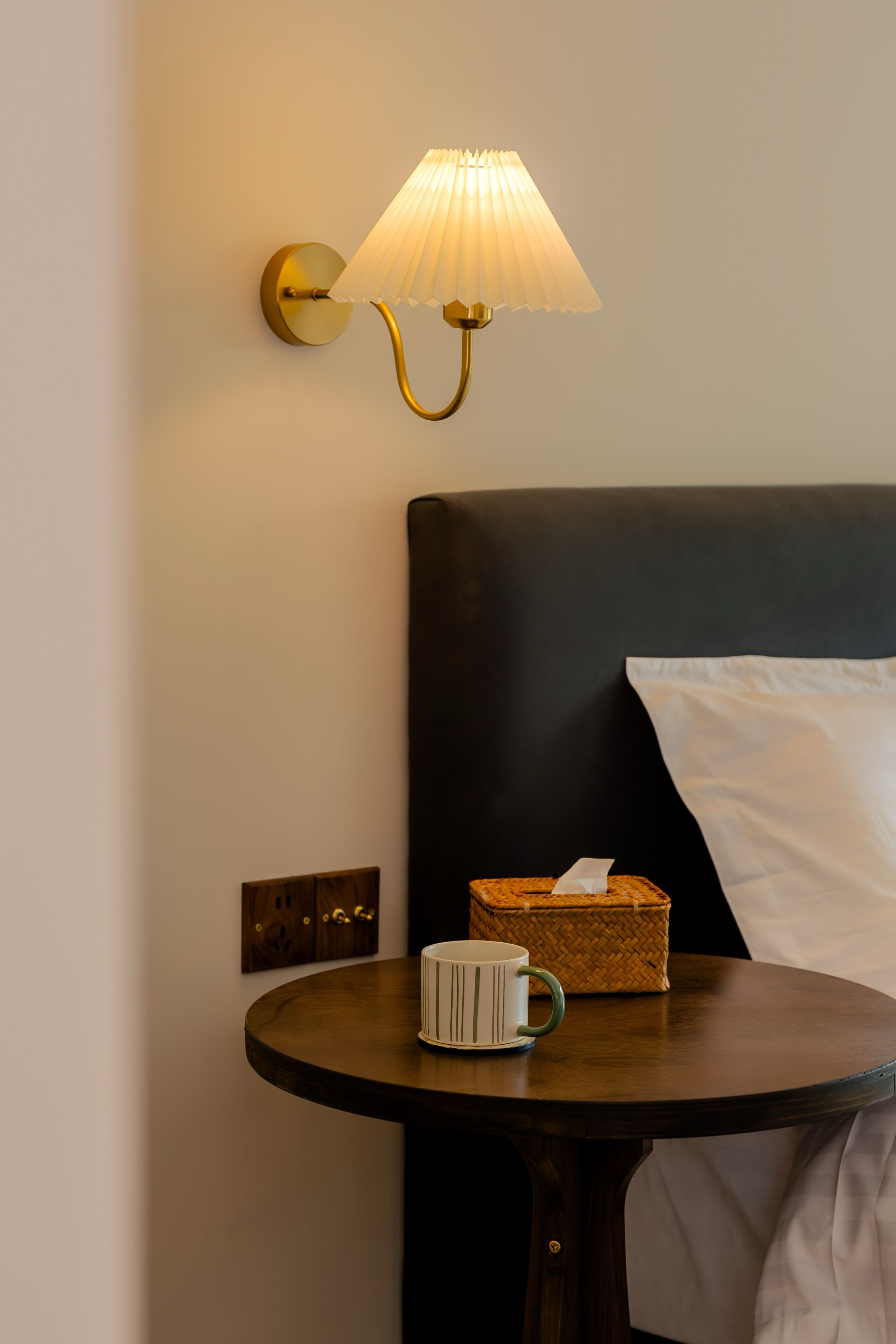 Habitació, 1 llit de matrimoni gran, banyera accessible, no fumadors | Escriptori, espai de treball apte per a portàtils i wifi gratuïta 