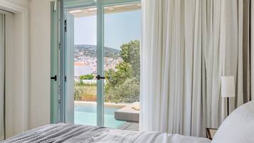 Premium 2 Bedroom Villa, Sea View, Private Pool 4+1 | Coffres-forts dans les chambres