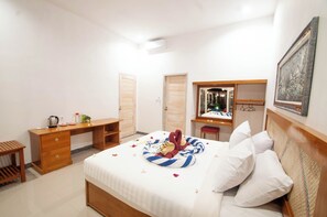 Habitación doble estándar, balcón | Wifi gratis 