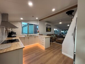 Private kitchen - Bunya Cottage with Fireplace (Eungella)