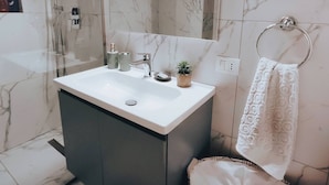 Apartment, 1 Bedroom, Smoking, Balcony | Bathroom - Cozy Apartment & Great Location (Tirana)
